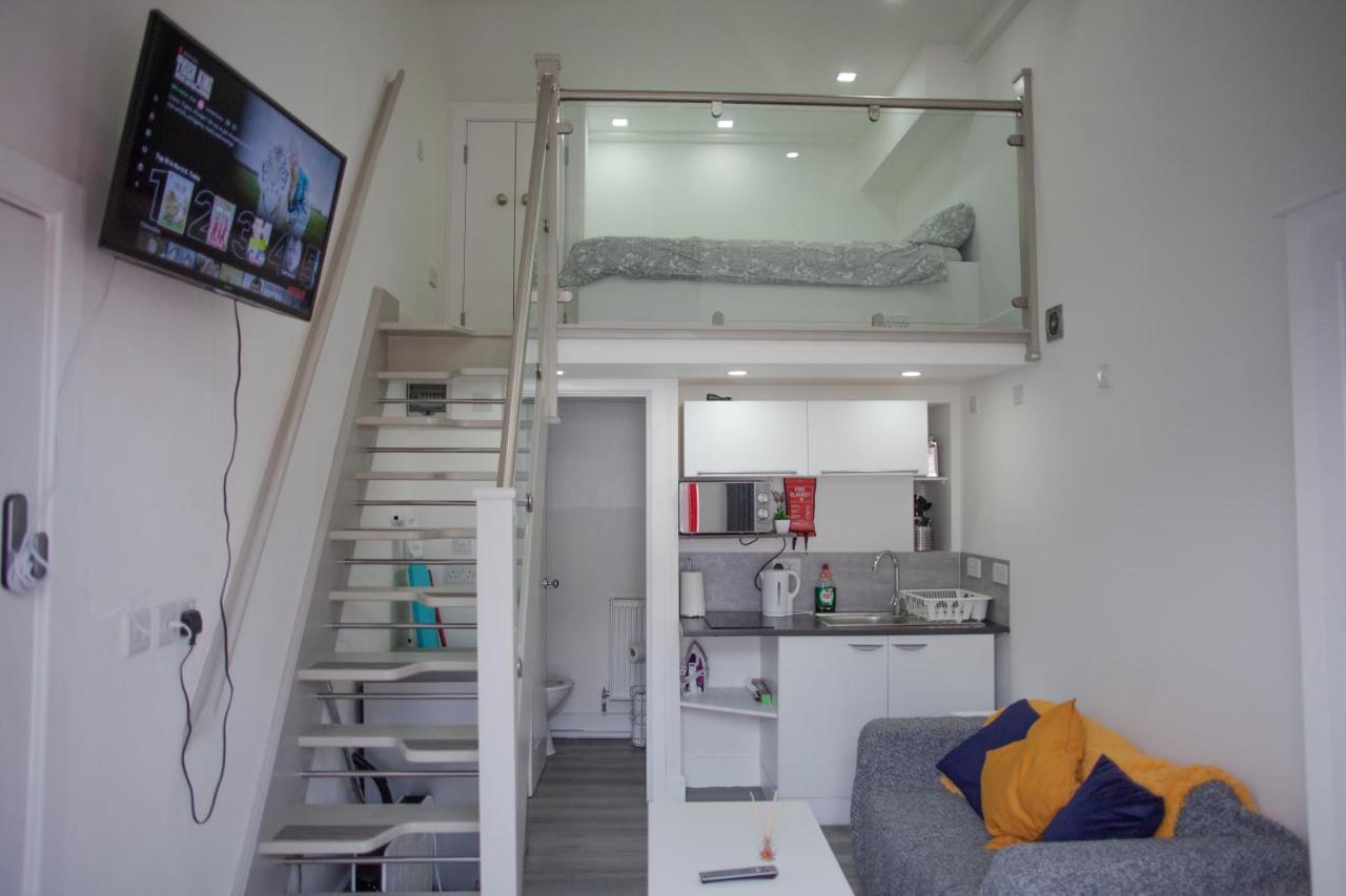 Ferienwohnung Modern & Stylish Studio In Reading Centre Exterior foto